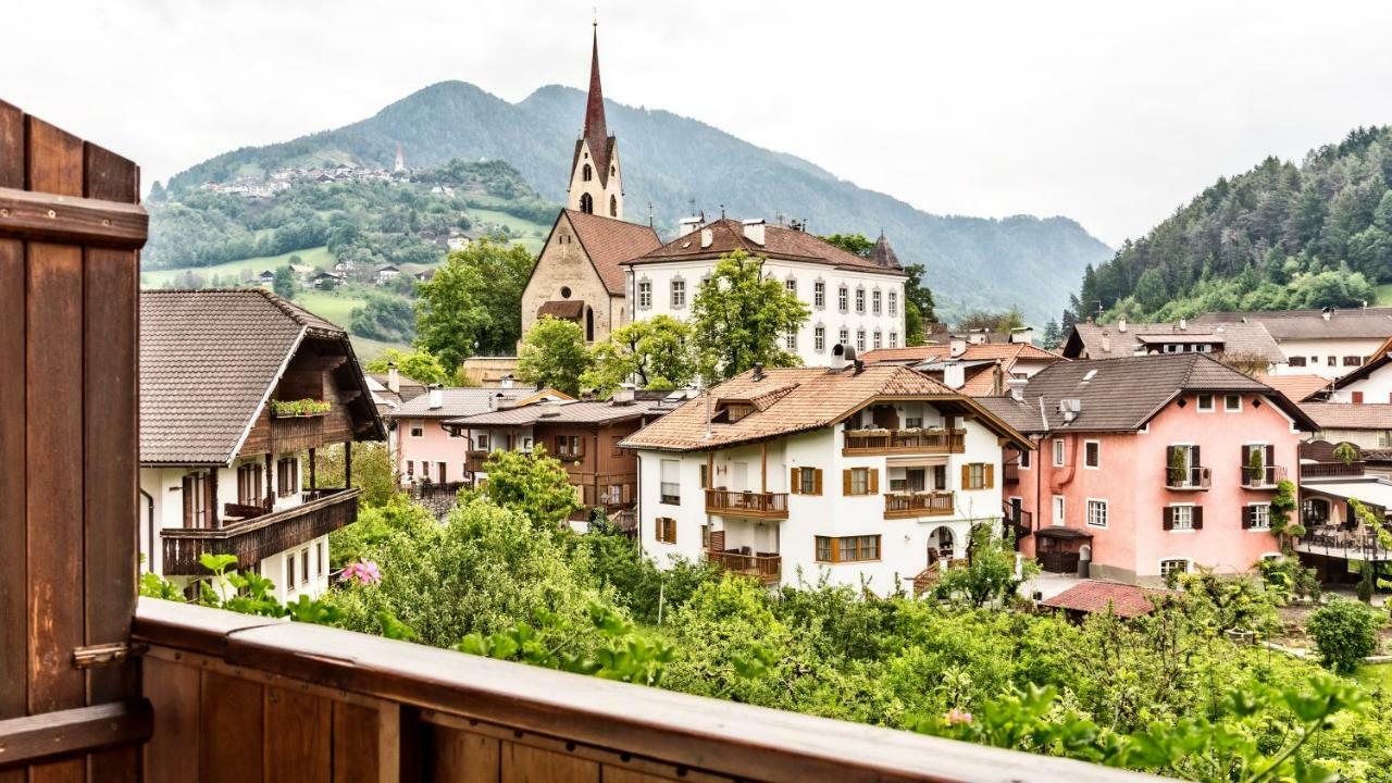 Garni Pramstrahler Hotel Chiusa Eksteriør billede